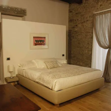 Relais Il Presidio מלון Oggiono